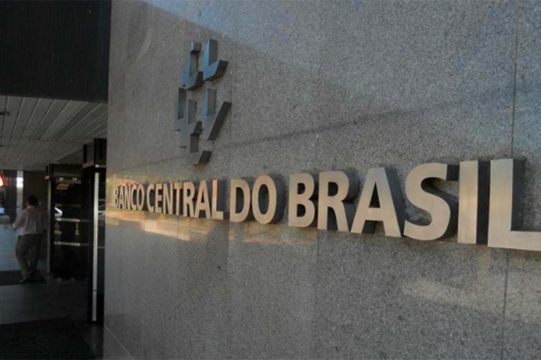Pressionado, BC ainda deve manter taxa de juros no maior patamar dos últimos seis anos