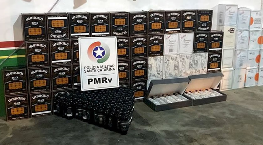 Veículo placas de Campo Erê é apreendido com quase 500 garrafas de vinho importado ilegalmente