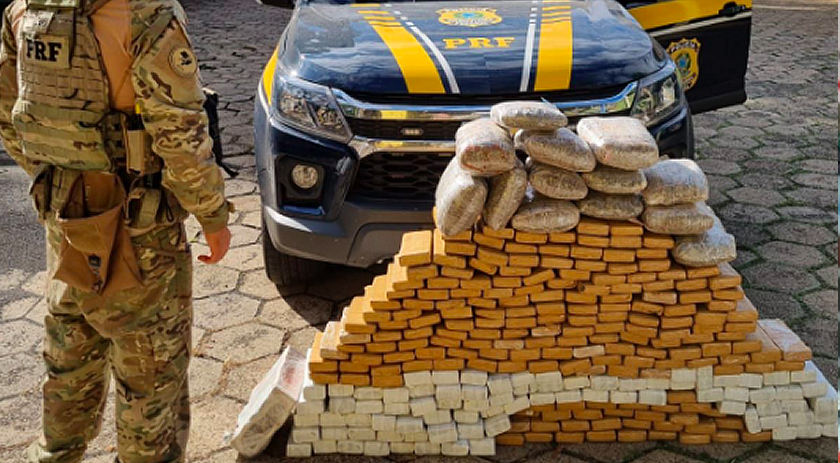 Em 36 horas, PRF apreende mais de 660 kg de maconha em rodovias catarinenses