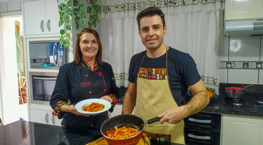 Aprenda a preparar macarrão italiano | Rigatoni All`Arrabiata