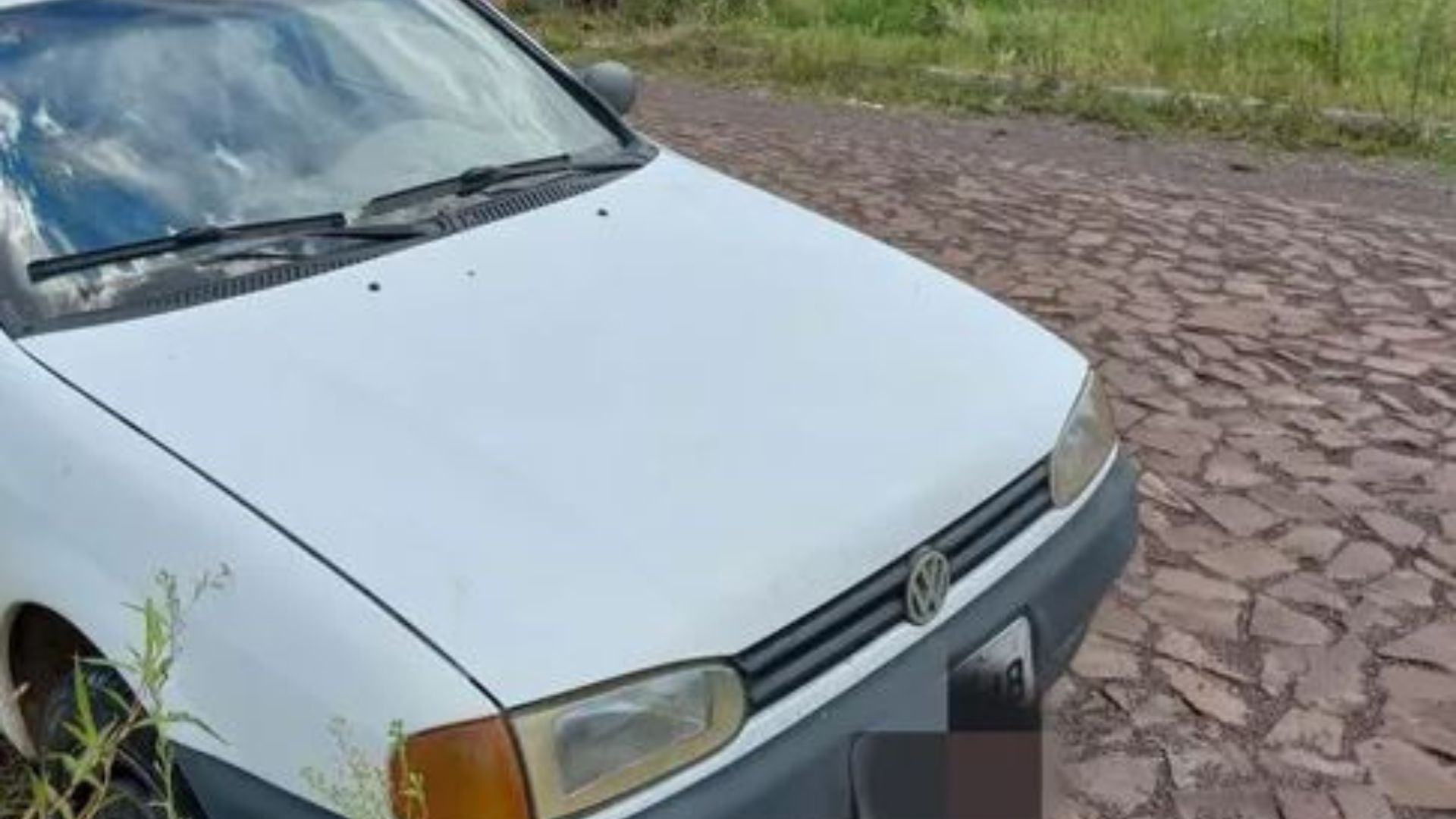 Carro furtado em Iraceminha é encontrado abandonado