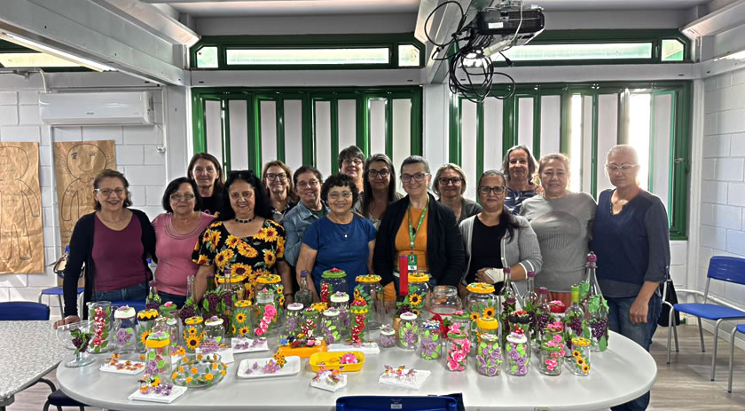 Curso de biscuit promove aprendizado e valorização das mulheres