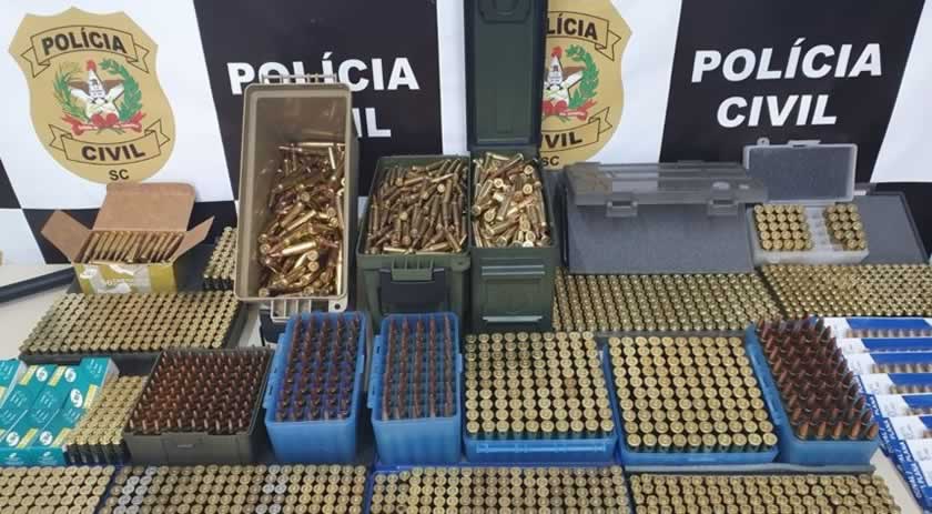 Polícia Civil apreende grande quantidade de armas na região