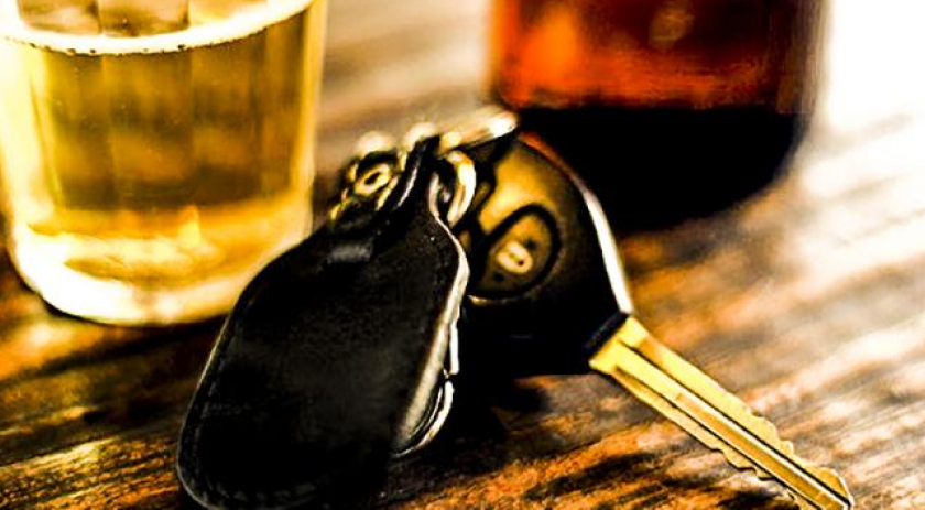 Motorista embriagado vai preso após realizar manobras perigosas