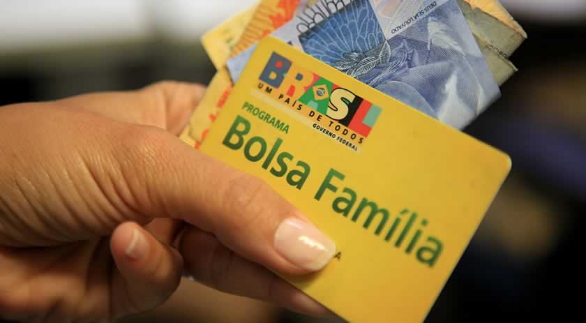 Beneficiários com NIS de final 7 recebem novo Bolsa Família