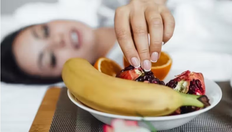 Chega de insônia: 10 alimentos que ajudam a ter um sono melhor