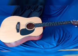 Vende-se Violão semi-novo